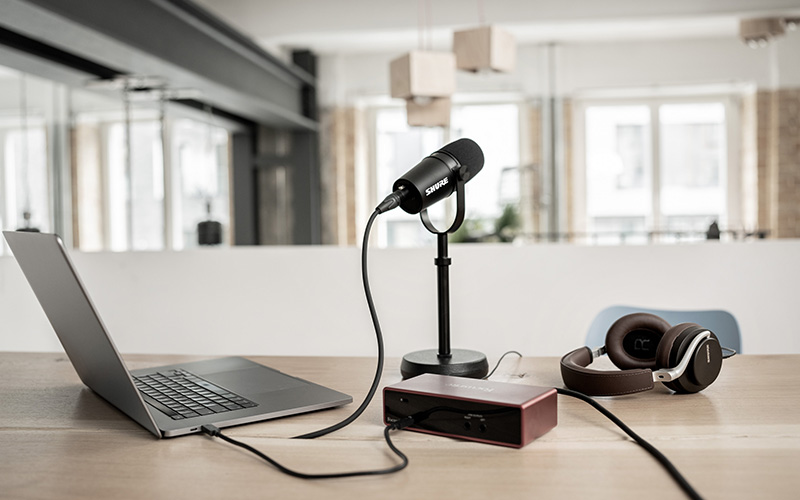 Podcastový mikrofon SHURE MV7X Podcastový mikrofon SHURE MV7X